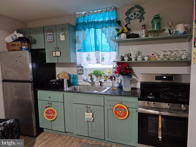 709 S 56TH ST, Philadelphia, PA 19143