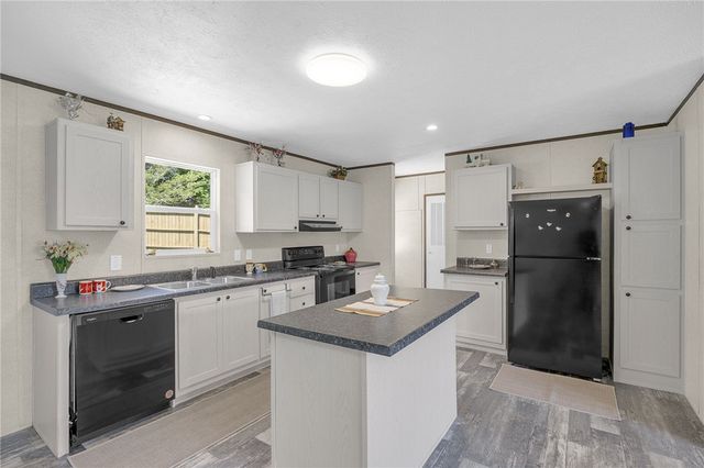 375 Griggs Road, Six Mile, SC 29682