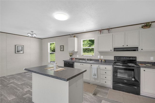 375 Griggs Road, Six Mile, SC 29682