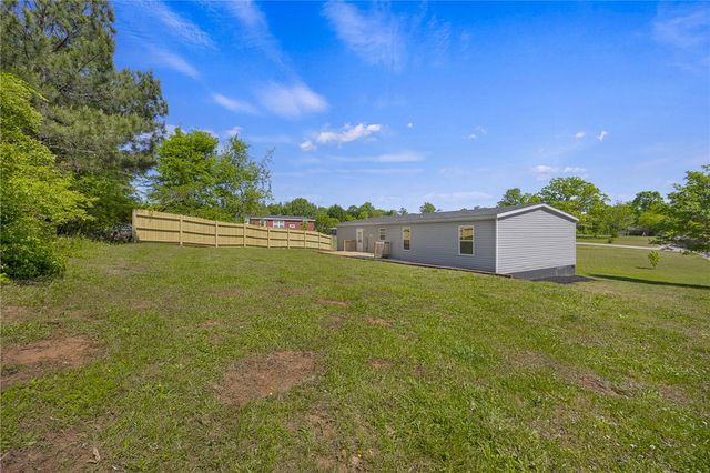 375 Griggs Road, Six Mile, SC 29682