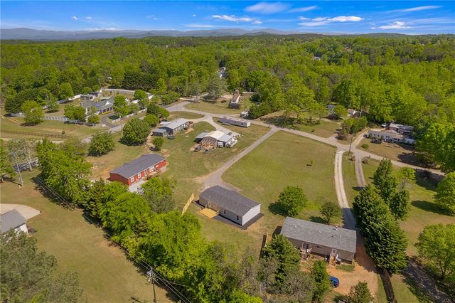 375 Griggs Road, Six Mile, SC 29682