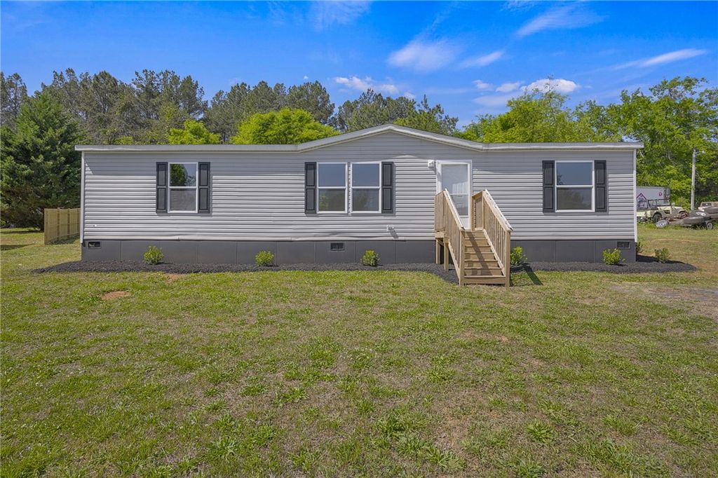 375 Griggs Road, Six Mile, SC 29682
