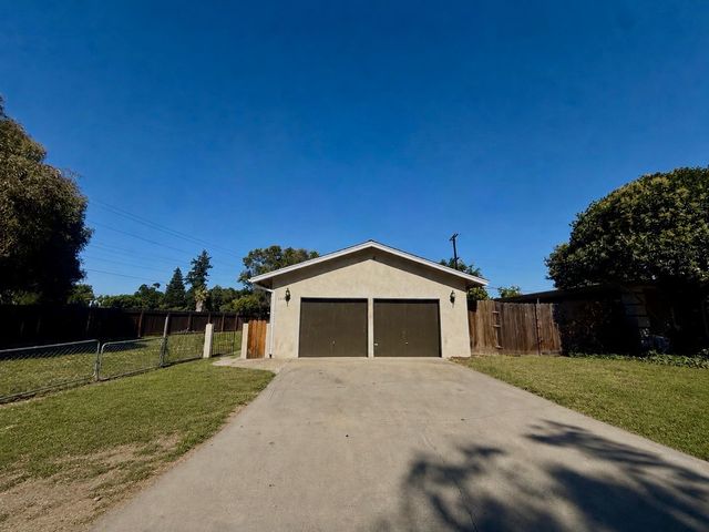 1636 Cameo Way, Modesto, CA 95350
