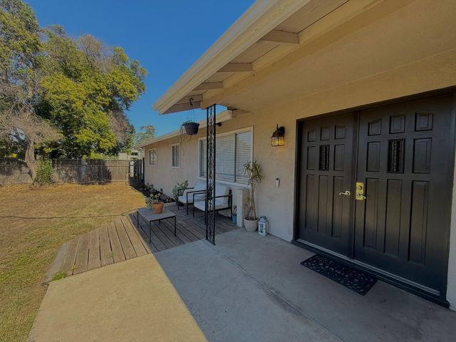 1636 Cameo Way, Modesto, CA 95350