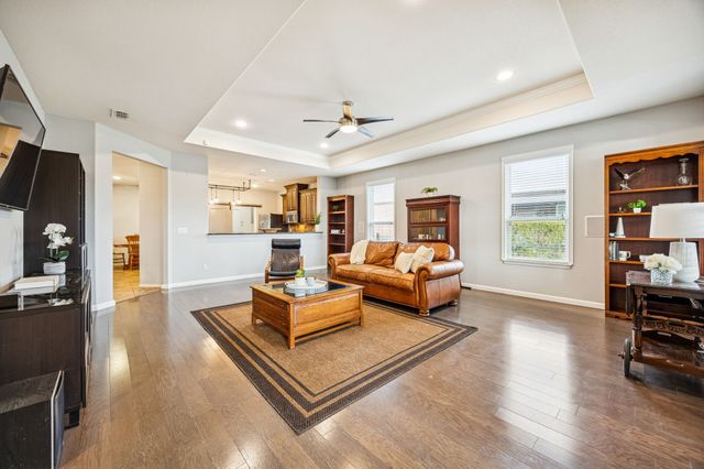 383 Balboa Court, Frisco, TX 75036