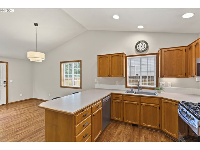 1208 Ne 17TH Ave, Battle Ground, WA 98604
