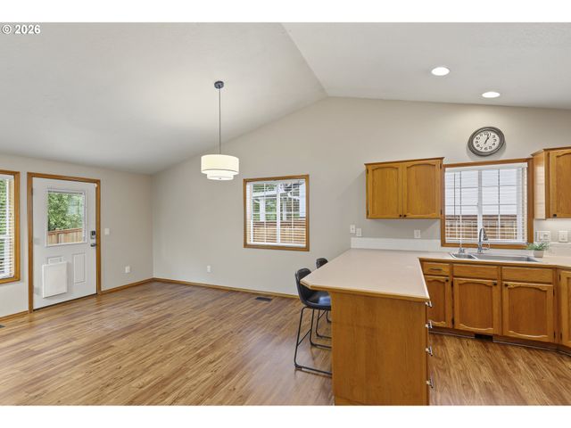 1208 Ne 17TH Ave, Battle Ground, WA 98604