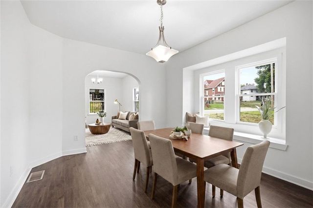 1047 Quindaro Boulevard, Kansas City, KS 66104