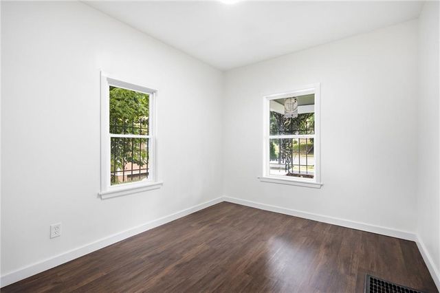 1047 Quindaro Boulevard, Kansas City, KS 66104