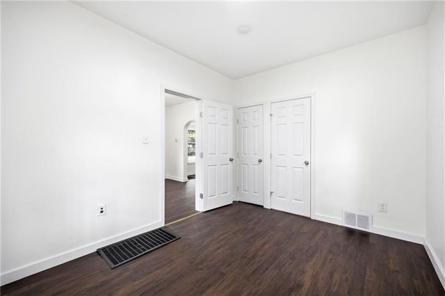 1047 Quindaro Boulevard, Kansas City, KS 66104