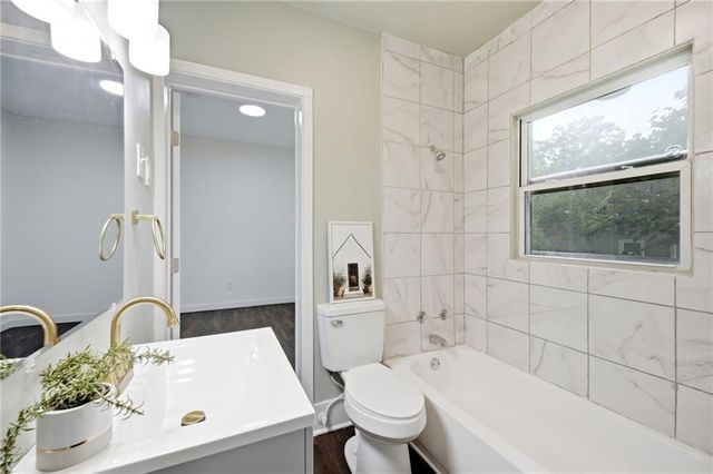 1047 Quindaro Boulevard, Kansas City, KS 66104