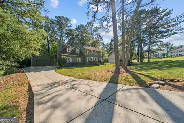 1793 Windcrest Drive SW, Lilburn, GA 30047
