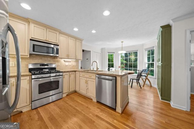 1793 Windcrest Drive SW, Lilburn, GA 30047
