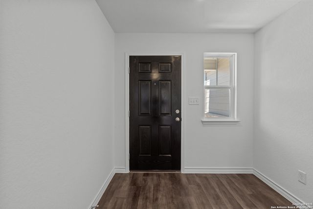 914 Bluegrass Point, New Braunfels, TX 78130
