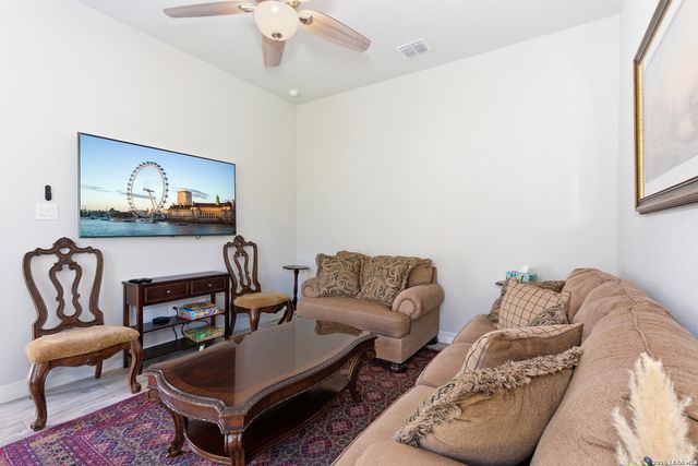 916 JENNY LEIGH TRL, Bulverde, TX 78163