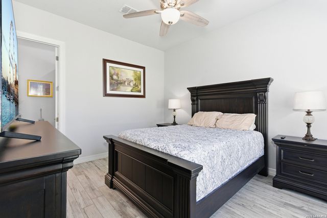 916 JENNY LEIGH TRL, Bulverde, TX 78163