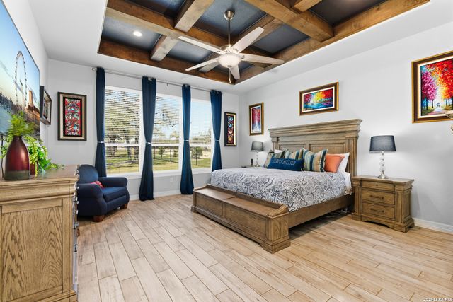 916 JENNY LEIGH TRL, Bulverde, TX 78163
