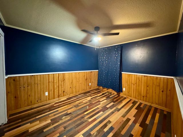 275 S Spring Street, Melbourne, AR 72556