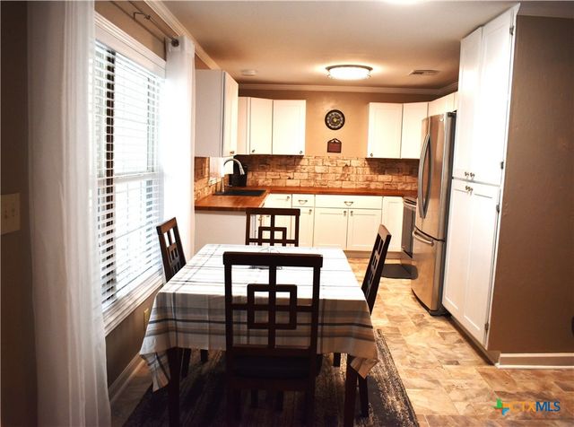 4440 County Road 448, Thorndale, TX 76577