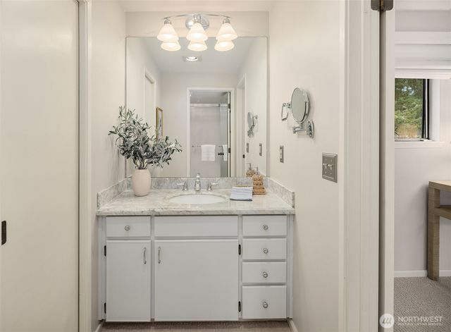 18430 NE 15th Place, Bellevue, WA 98008