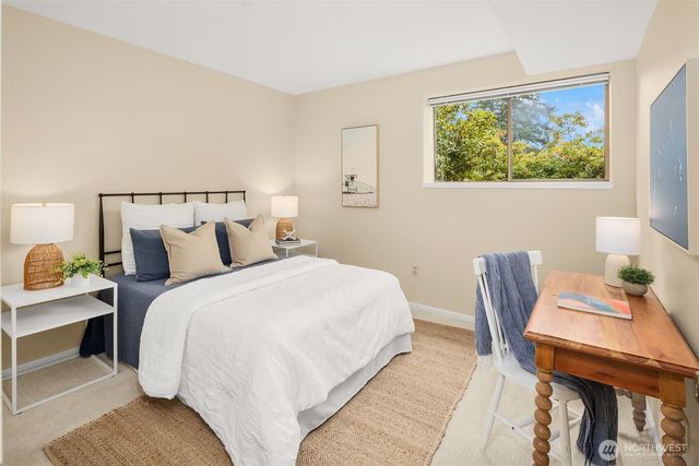 18430 NE 15th Place, Bellevue, WA 98008