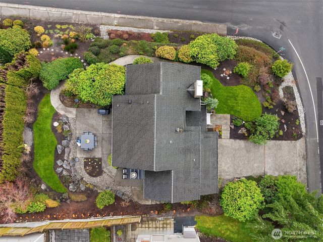 18430 NE 15th Place, Bellevue, WA 98008