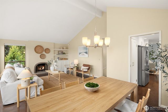 18430 NE 15th Place, Bellevue, WA 98008