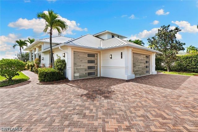 741 Holly CT, Marco Island, FL 34145
