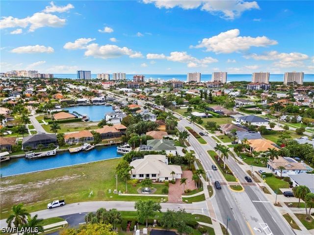 741 Holly CT, Marco Island, FL 34145