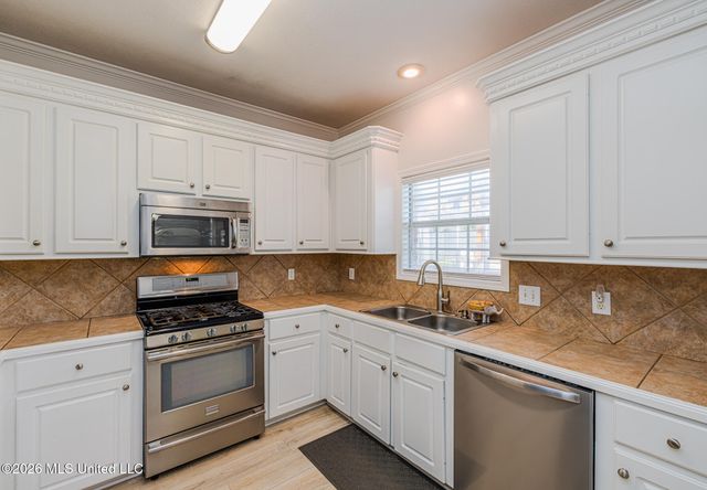 117 Southwood Drive, Canton, MS 39046