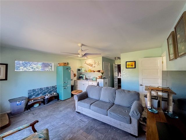 5140 65th Street, Vero Beach, FL 32967