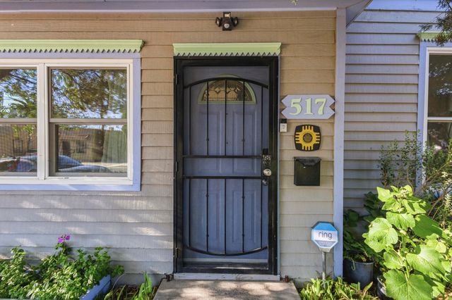 517 Coal Avenue SE, Albuquerque, NM 87102