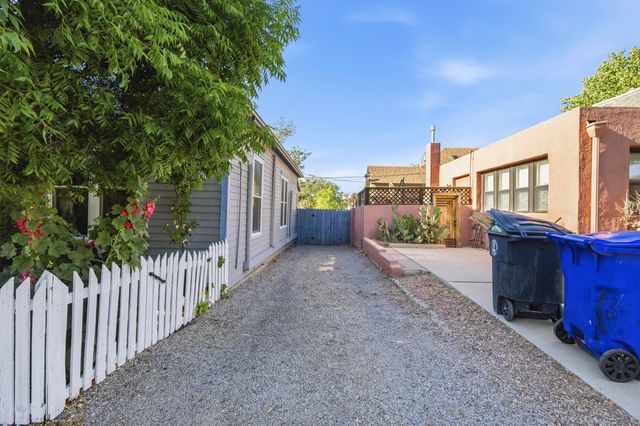 517 Coal Avenue SE, Albuquerque, NM 87102