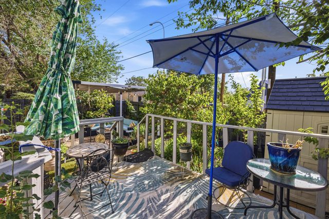 517 Coal Avenue SE, Albuquerque, NM 87102