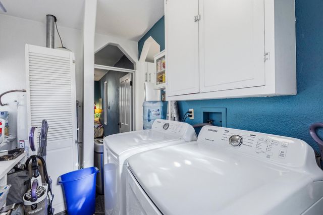 517 Coal Avenue SE, Albuquerque, NM 87102