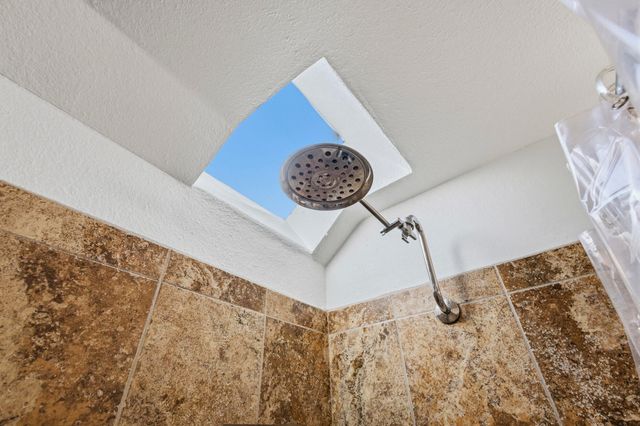 517 Coal Avenue SE, Albuquerque, NM 87102