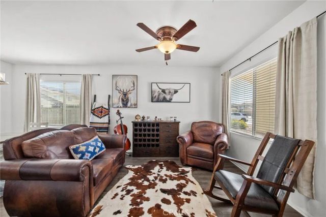 2836 La Calle Audaz, Rosamond, CA 93560