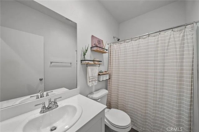 2836 La Calle Audaz, Rosamond, CA 93560