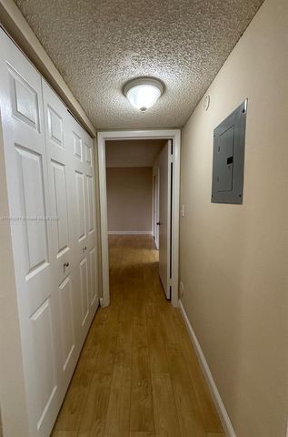 7610 Westwood Dr 105, Tamarac, FL 33321