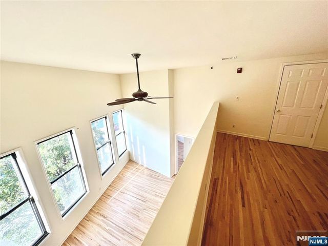 9 Park Avenue 2B, Rutherford, NJ 07070
