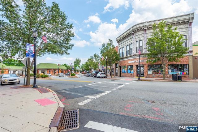 9 Park Avenue 2B, Rutherford, NJ 07070