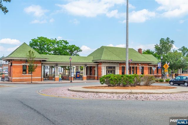 9 Park Avenue 2B, Rutherford, NJ 07070