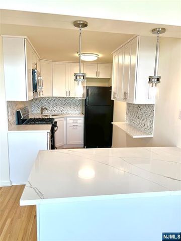 9 Park Avenue 2B, Rutherford, NJ 07070