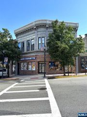 9 Park Avenue 2B, Rutherford, NJ 07070