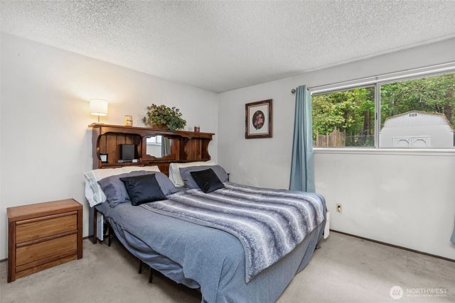 2335 SW 342nd Street, Federal Way, WA 98023