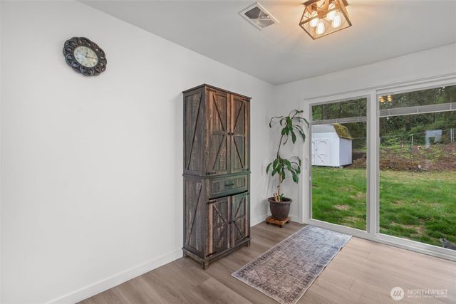 2335 SW 342nd Street, Federal Way, WA 98023