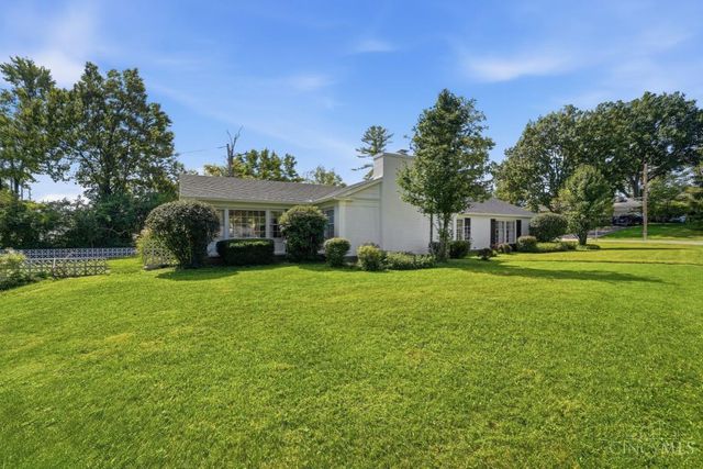 15 Fairway Court, Hamilton, OH 45013