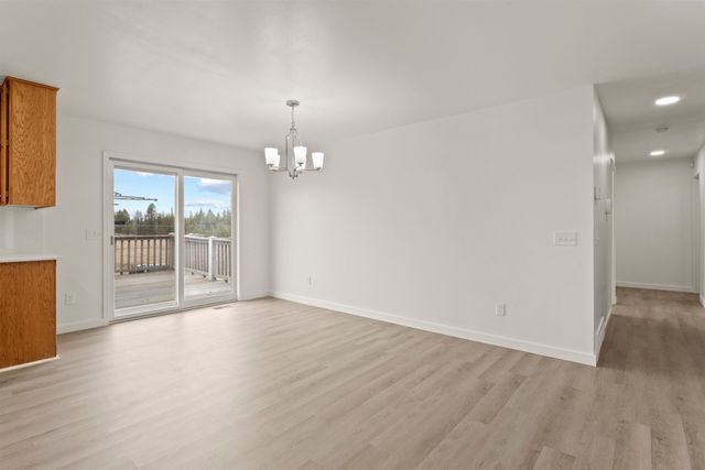 5704 W Garden Springs Rd, Spokane, WA 99224