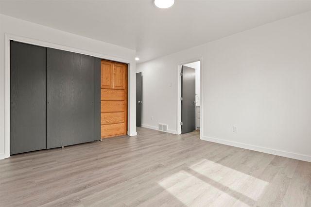 5704 W Garden Springs Rd, Spokane, WA 99224