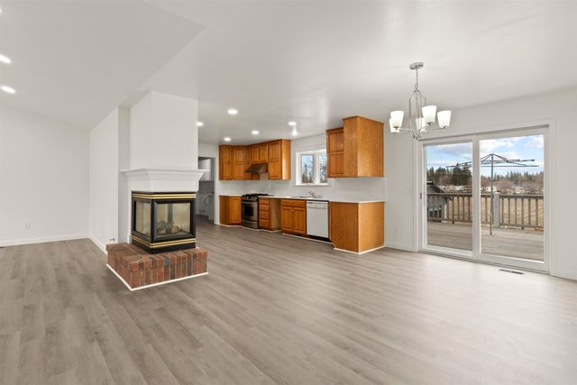 5704 W Garden Springs Rd, Spokane, WA 99224